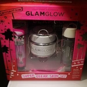 Glam glow skin set